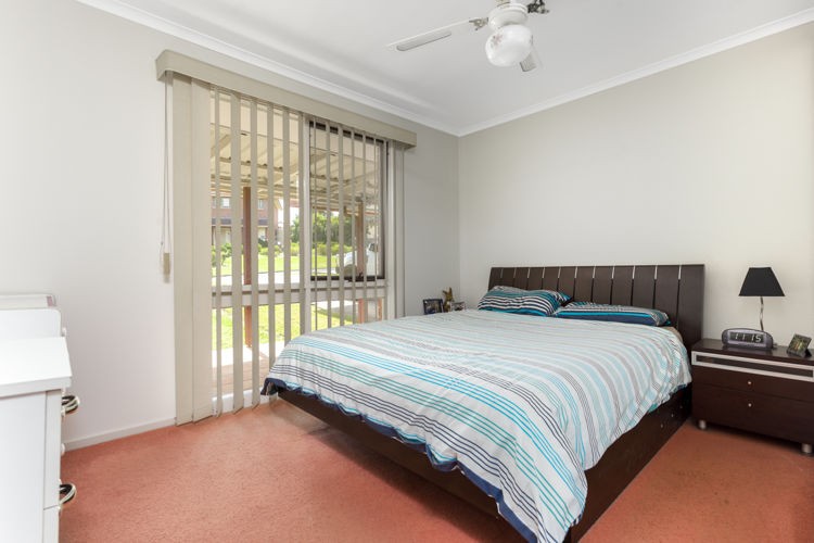 98 Lockheed St, Raby - Thumbnail 6
