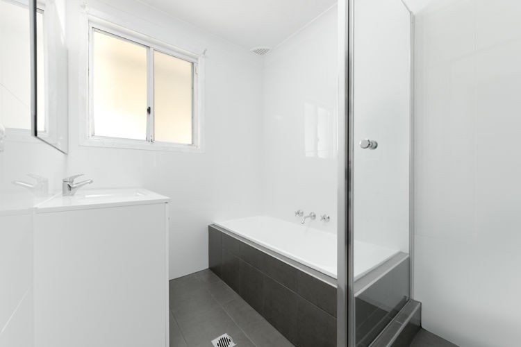 67 Lorenzo Crescent, Rosemeadow - Thumbnail 7