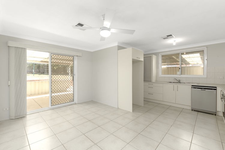 67 Lorenzo Crescent, Rosemeadow - Thumbnail 4