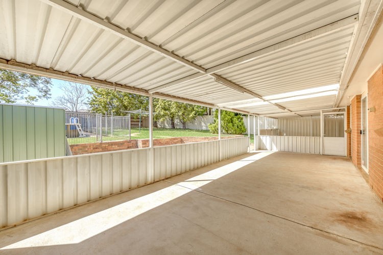 67 Lorenzo Crescent, Rosemeadow - Thumbnail 8
