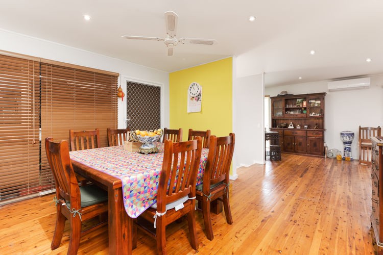 69 The Parkway, Bradbury - Thumbnail 4