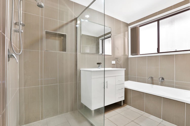 34 Lockheed Street, Raby - Thumbnail 4