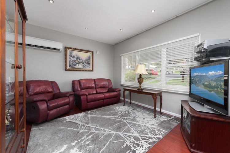 124 Macquarie Avenue, Campbelltown - Thumbnail 2