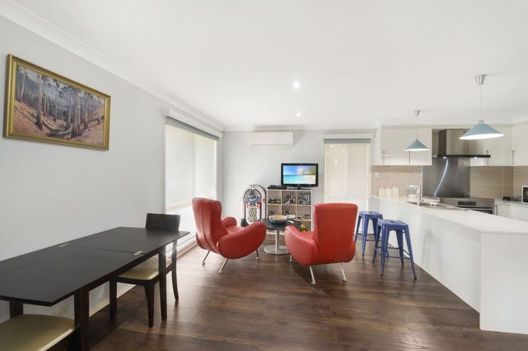 65 Donalbain Circuit, Rosemeadow - Thumbnail 3