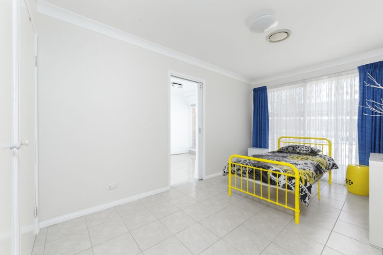 8 De Havilland Crescent, Raby - Thumbnail 8