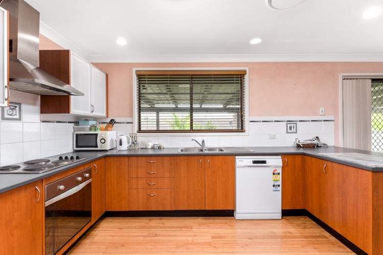 16 Swordfish Avenue, Raby - Thumbnail 3
