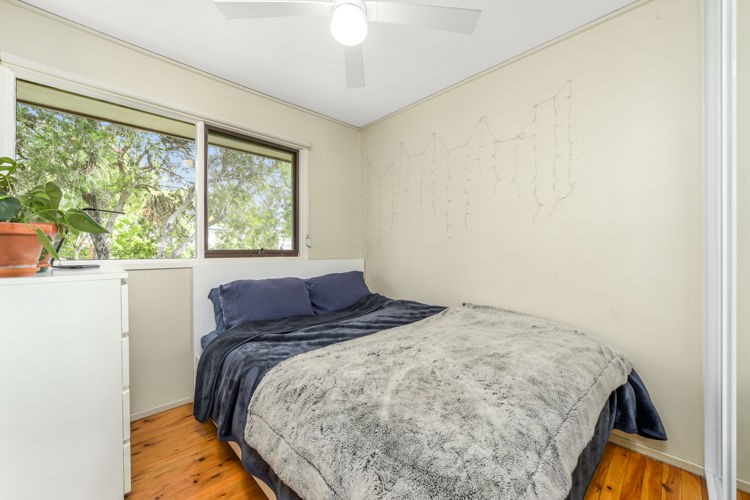 143 The Parkway, Bradbury - Thumbnail 5