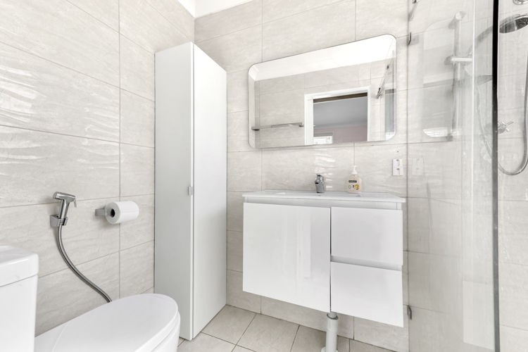 38 Maserati Drive, Ingleburn - Thumbnail 7