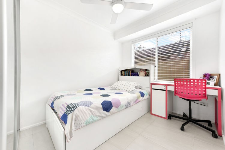 38 Maserati Drive, Ingleburn - Thumbnail 8