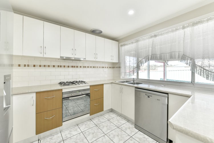 3 Boeing Crescent, Raby - Thumbnail 3