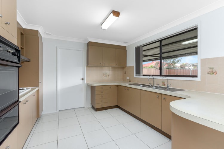 2 Shuttleworth Avenue, Raby - Thumbnail 4
