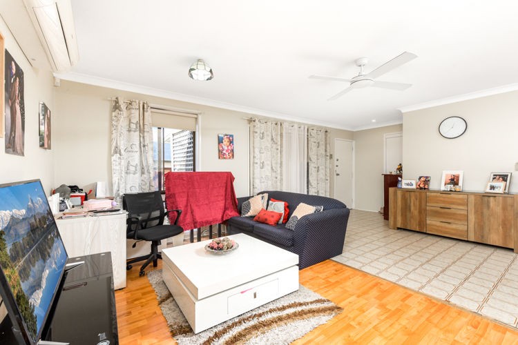 18 Wandarra Crescent, Bradbury - Thumbnail 6
