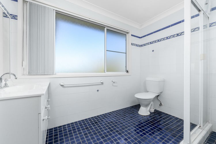 11 Russell Street, Campbelltown - Thumbnail 3