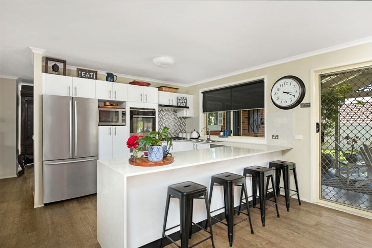 78 Carbasse Crescent, St Helens Park - Thumbnail 2