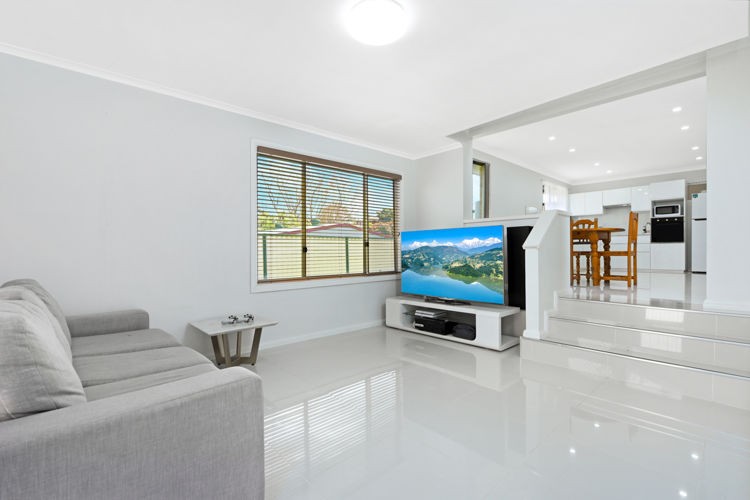 9 Angourie Place, Bow Bowing - Thumbnail 2