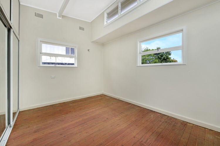 54 Condamine Street, Campbelltown - Thumbnail 4