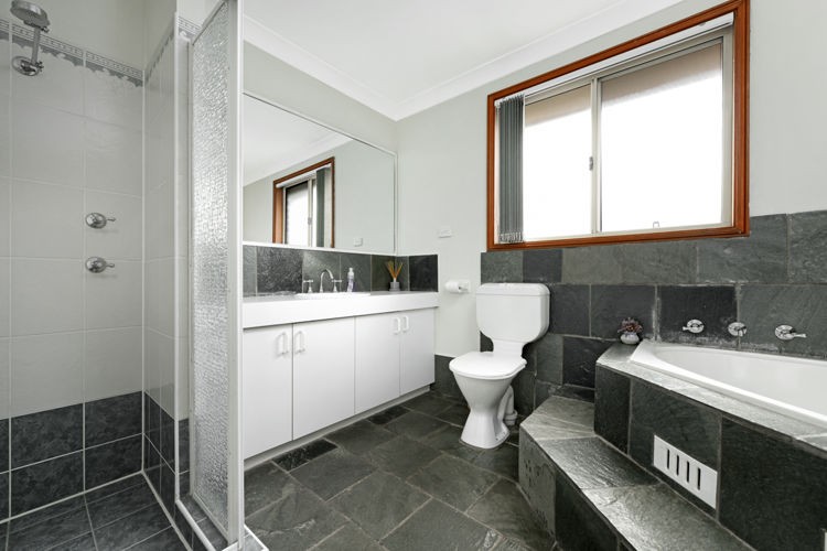 3 Kellerman Drive, St Helens Park - Thumbnail 7