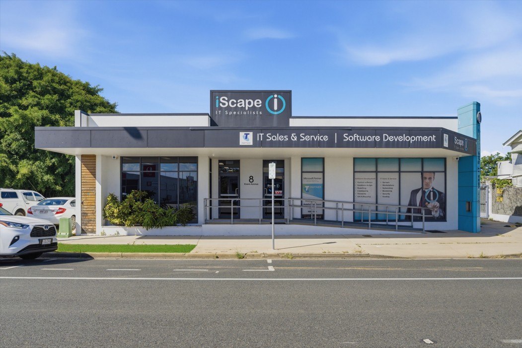 8 Evans Avenue,
											NORTH MACKAY, North Mackay - Thumbnail 2
