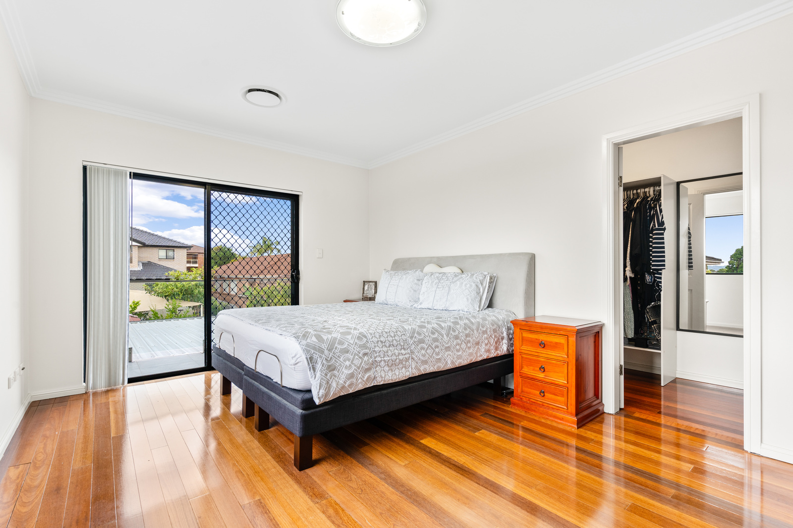 16 North Street, Auburn - Thumbnail 8