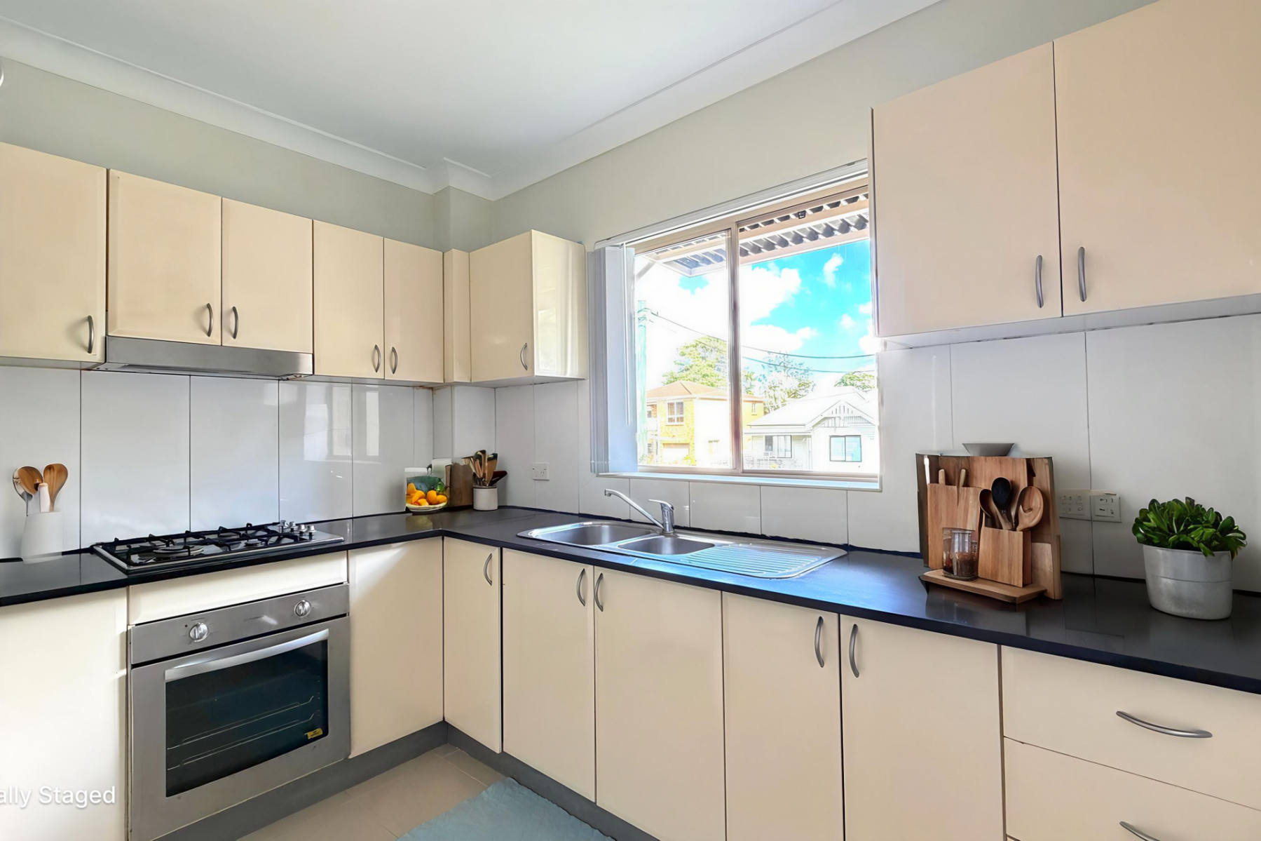 8/6-8 Hargrave Road, Auburn - Thumbnail 3