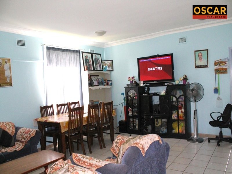29 Crawford Road, Doonside - Thumbnail 3