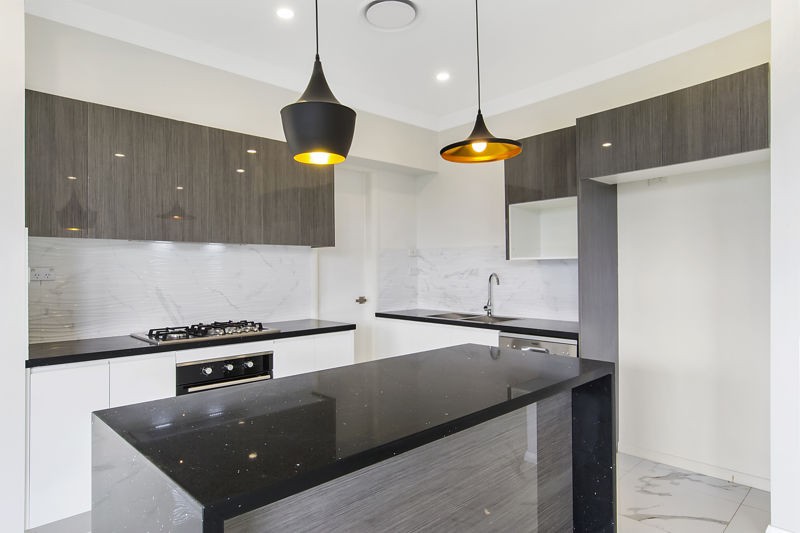 12 Milpera Street, Jordan Springs - Thumbnail 3