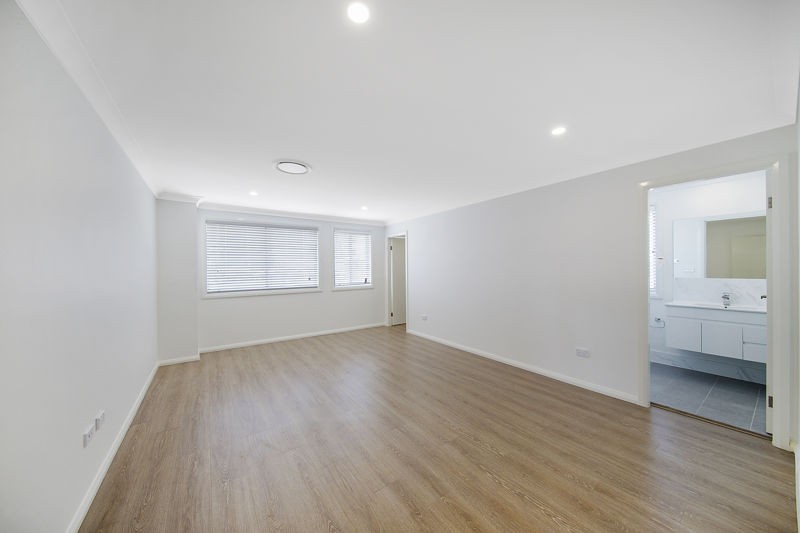 12 Milpera Street, Jordan Springs - Thumbnail 7