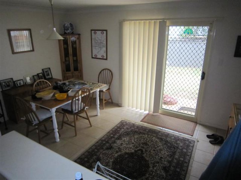 4/32 William Lurnea, Lurnea Sold Property,  - Thumbnail 3