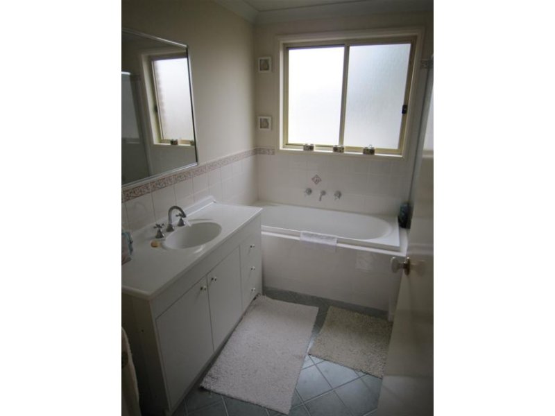 4/32 William Lurnea, Lurnea Sold Property,  - Thumbnail 5