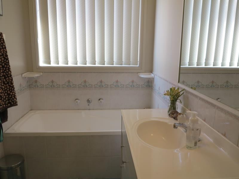 5A Ashford Close, Hinchinbrook - Thumbnail 6