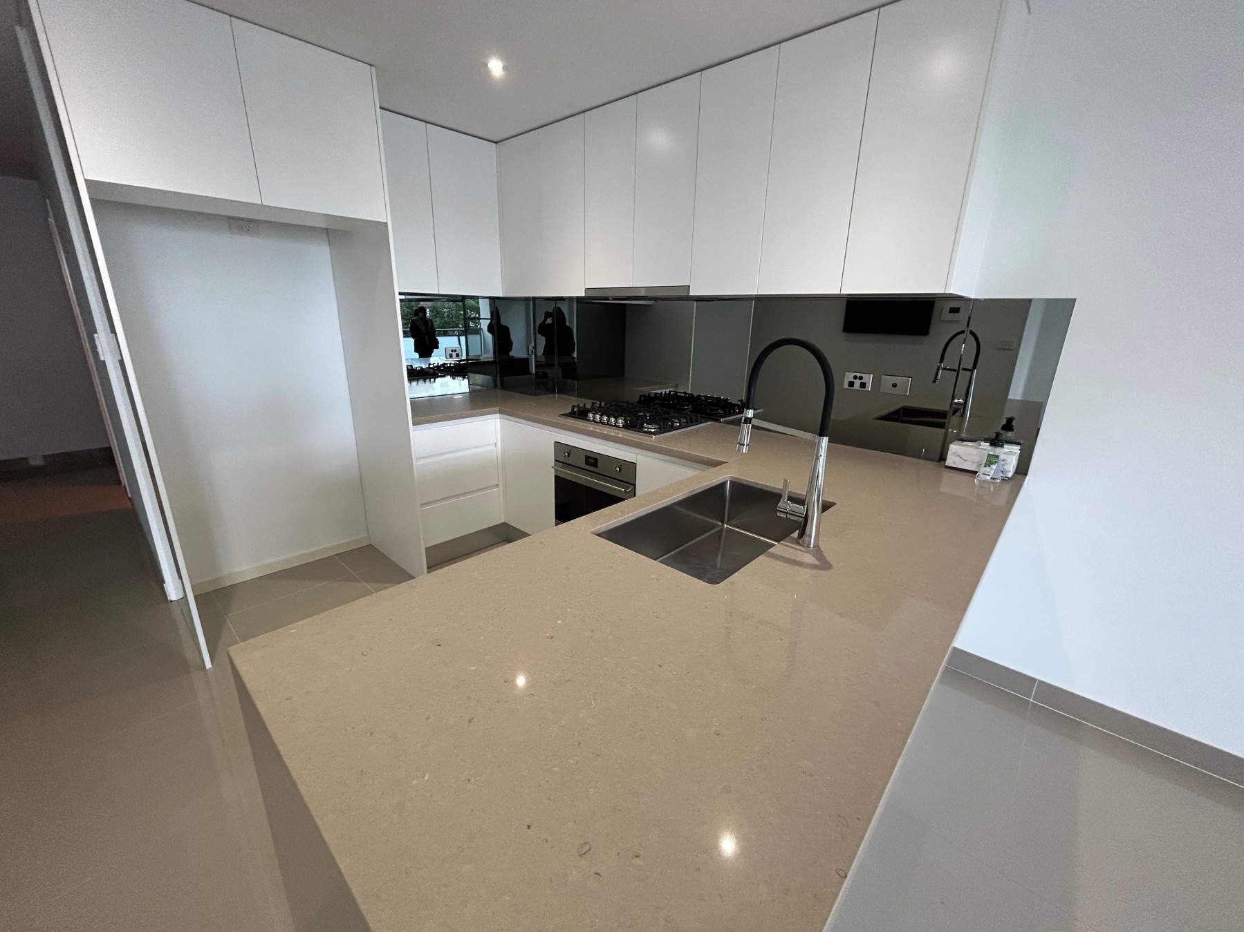 8/3135 Chamberlain St Campbelltown, Unit for Rent