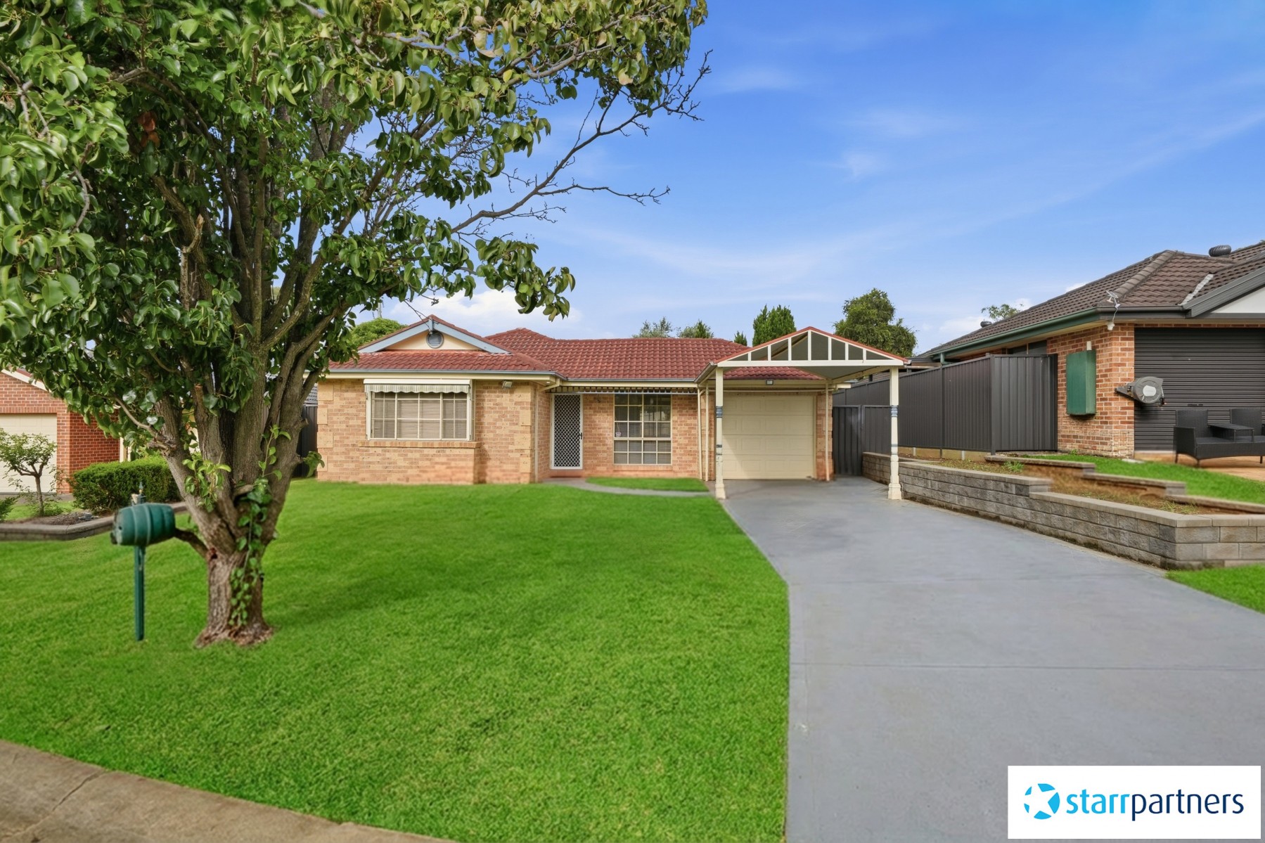 14 Lang Street, South Windsor - Thumbnail 2