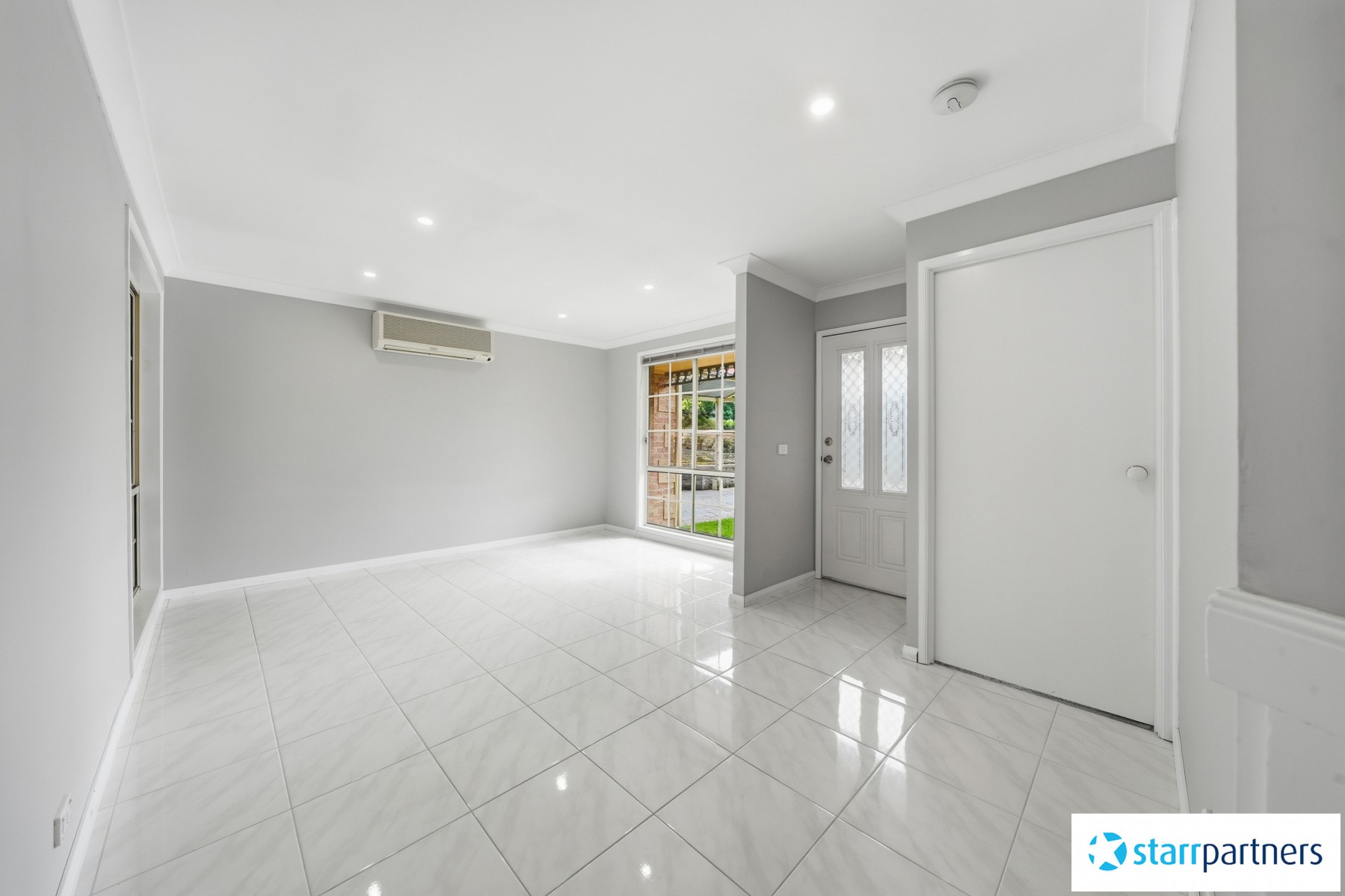 14 Lang Street, South Windsor - Thumbnail 3