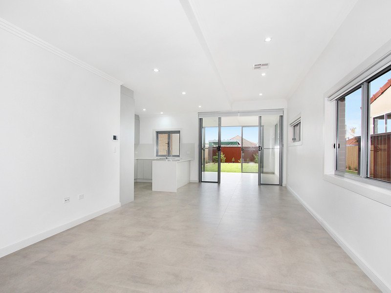 2/46 Yeend Street, Merrylands - Thumbnail 2