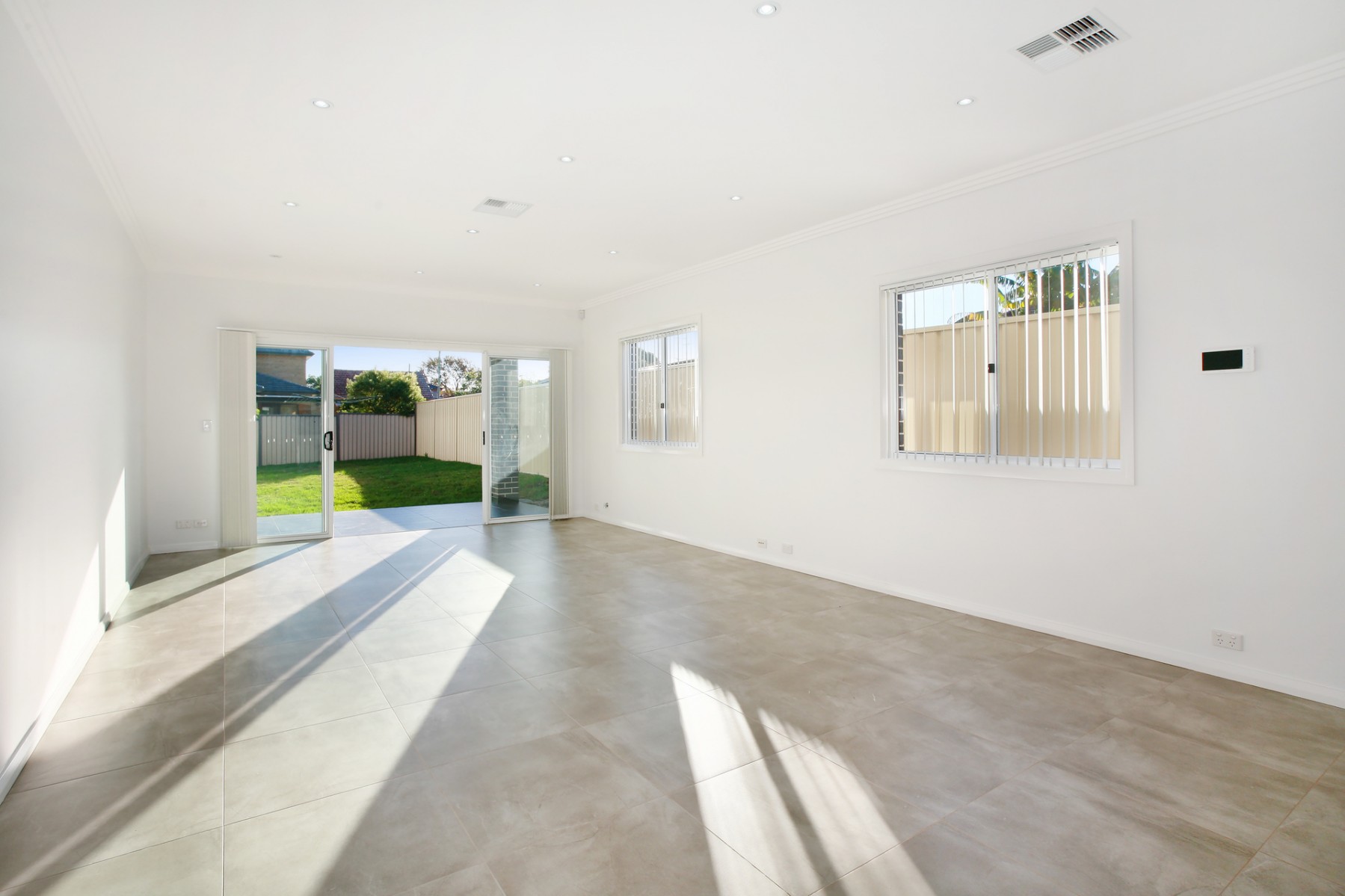 16a Allison Road, Guildford - Thumbnail 3