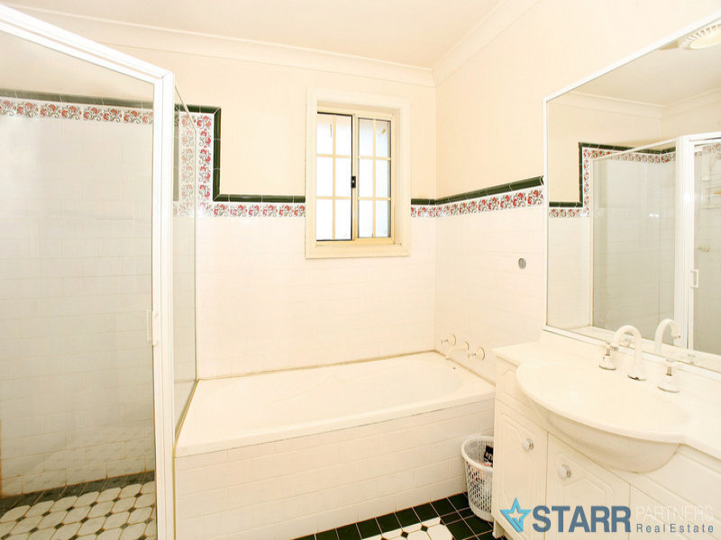 1/10 Morris Street, Merrylands - Image 1