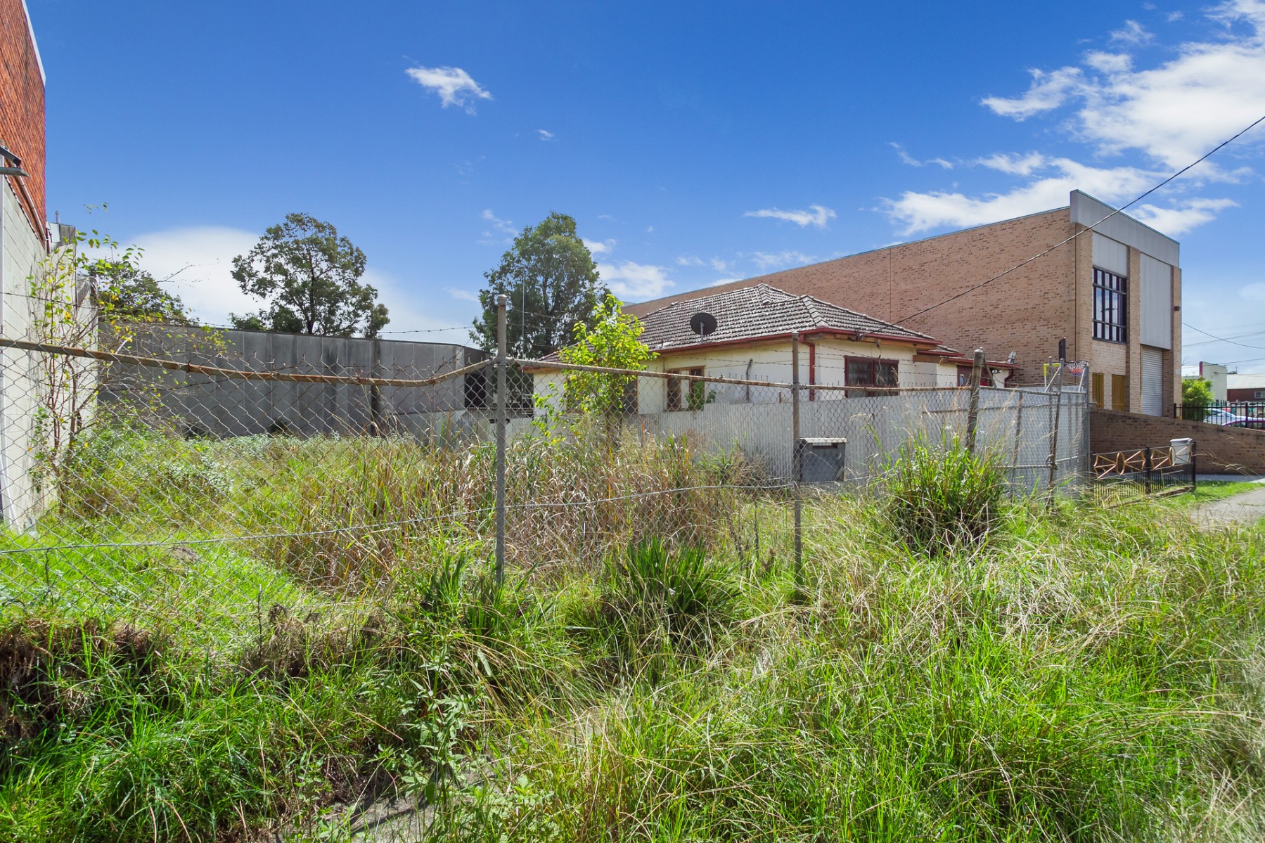 179 Military Road, Guildford - Thumbnail 3