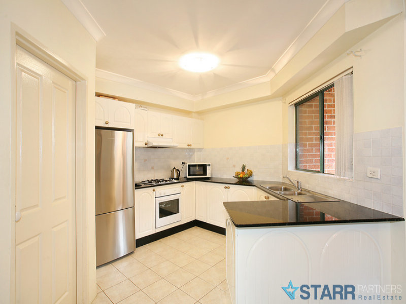 1/10 Arthur Street, Merrylands - Thumbnail 3