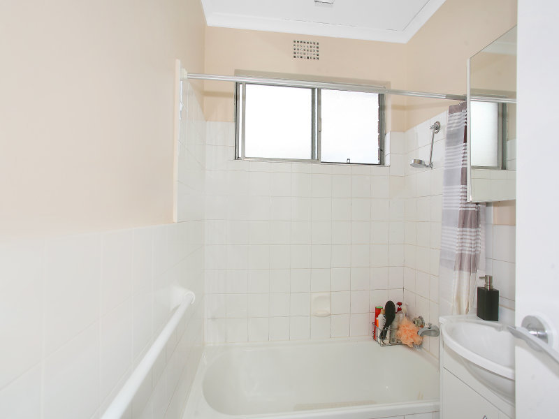 16/34 Addlestone Road, Merrylands - Thumbnail 4