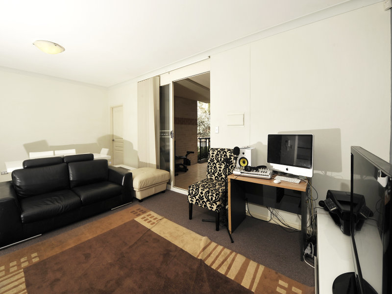 29/71 O'Neill Street, Guildford - Thumbnail 4