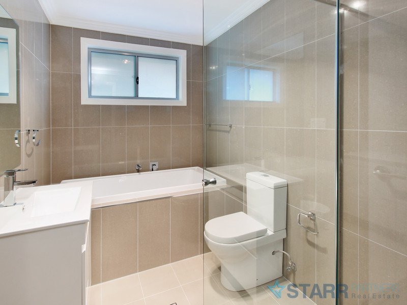 17 Faulds Road, Guildford - Thumbnail 7