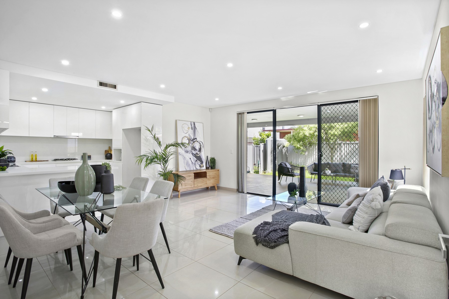 10 Martin Crescent, Woodpark - Thumbnail 3