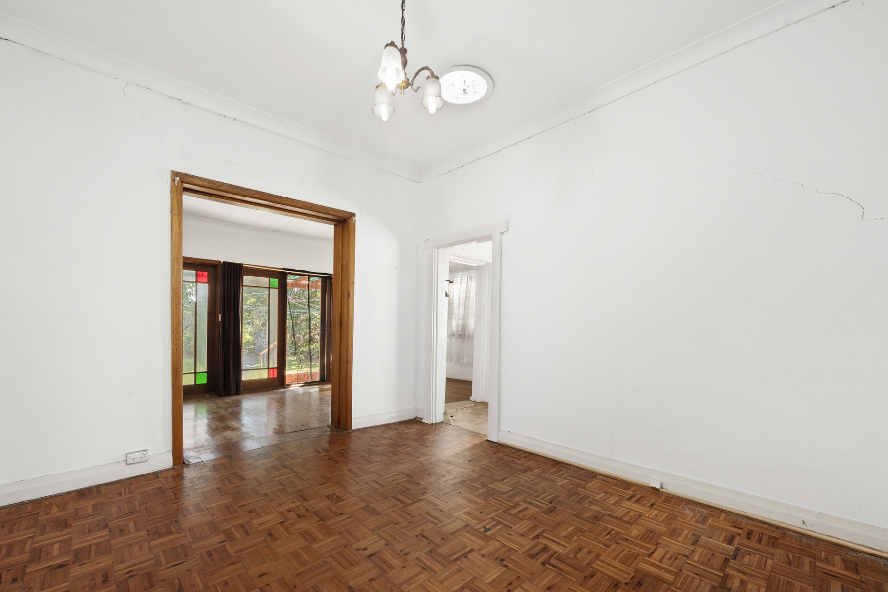 65 O'Neill Street, Guildford - Thumbnail 3