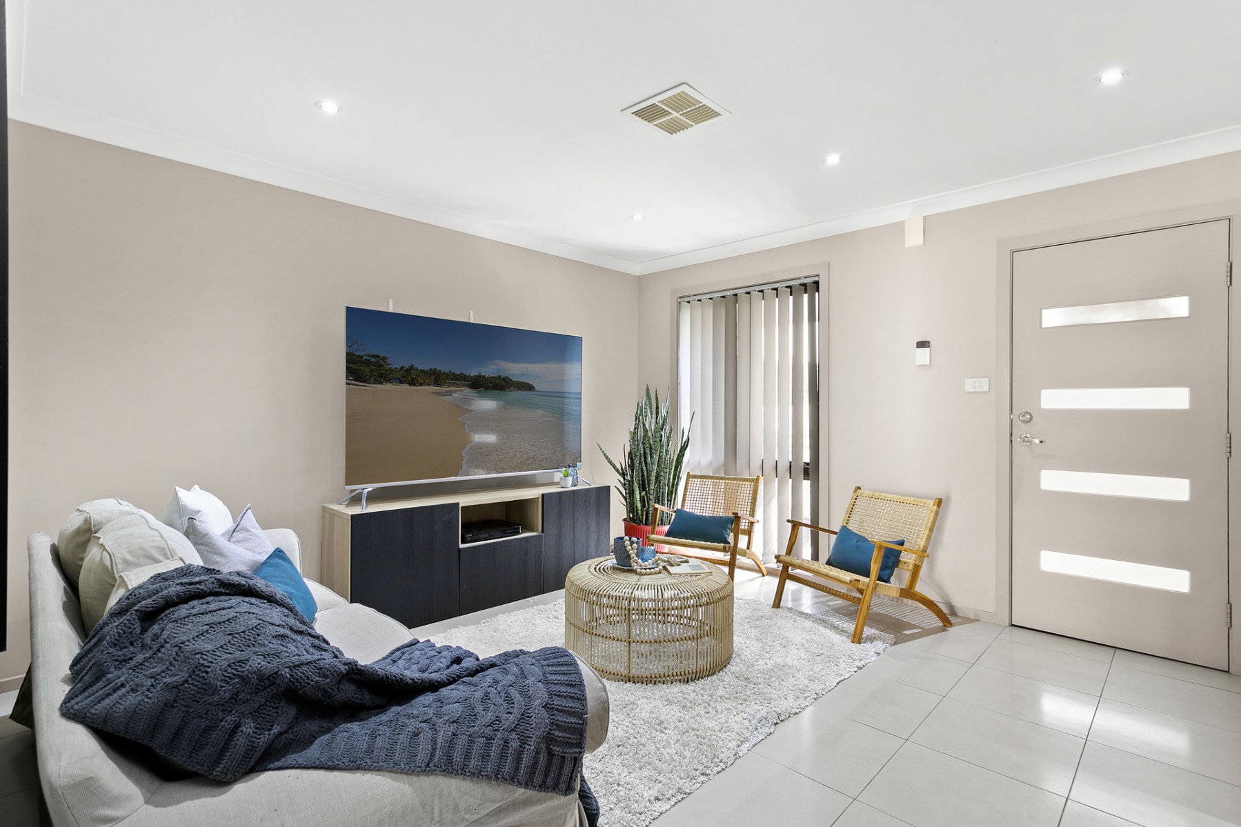 714 The Horsley Drive, Smithfield - Thumbnail 2