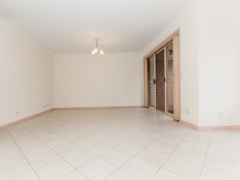 17/6 Binalong Road, Pendle Hill - Thumbnail 2