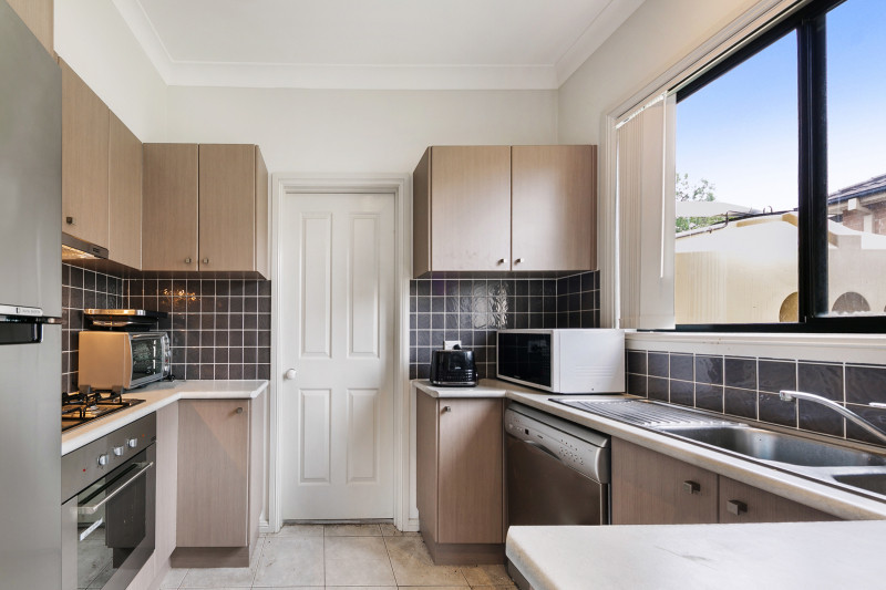 41a Girraween Road, Girraween - Thumbnail 3