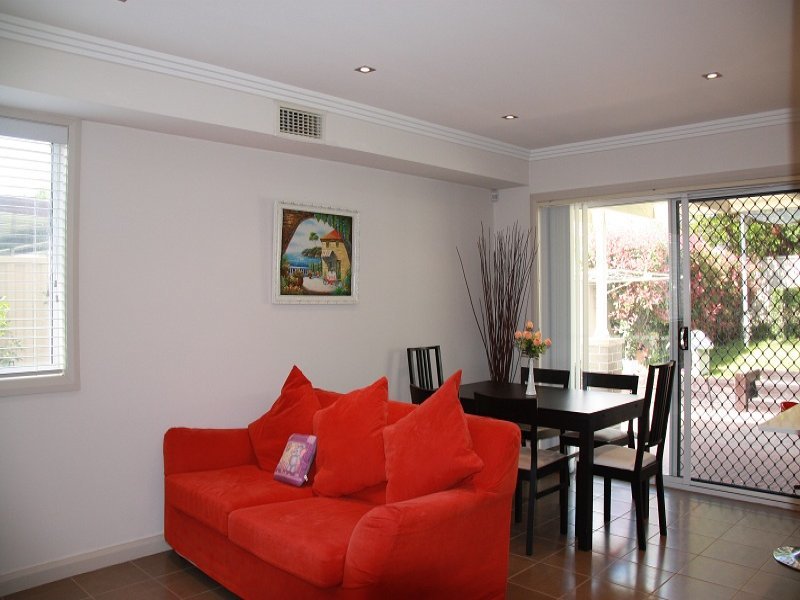 5a Bates Avenue, South Wentworthville - Thumbnail 3