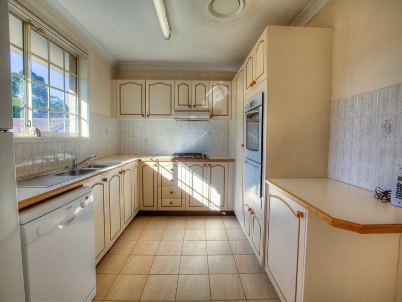 11/5A Binalong Road, Pendle Hill - Thumbnail 2