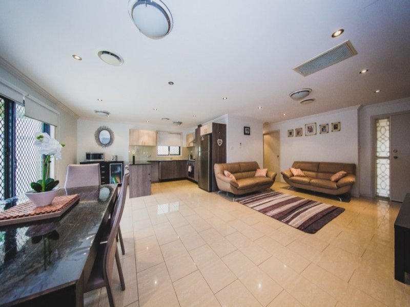 77b Gilba Road, Girraween - Thumbnail 2