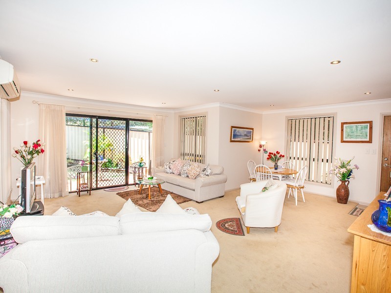 23c Collins Street, Pendle Hill - Thumbnail 3
